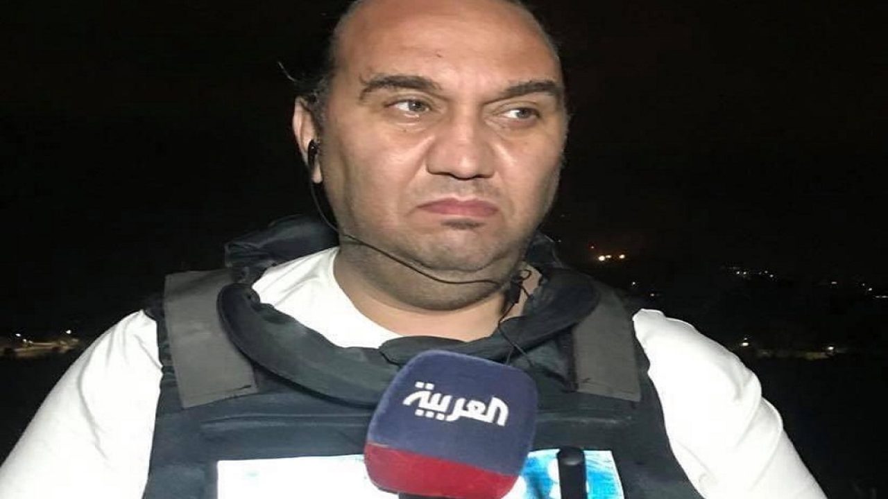 مراسل قناة العربية محمود شكر مراسل قناة العربية محمود شكر